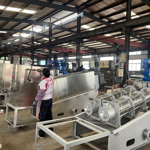 食品廠污水處理的利器 疊螺污泥脫水機效果顯著